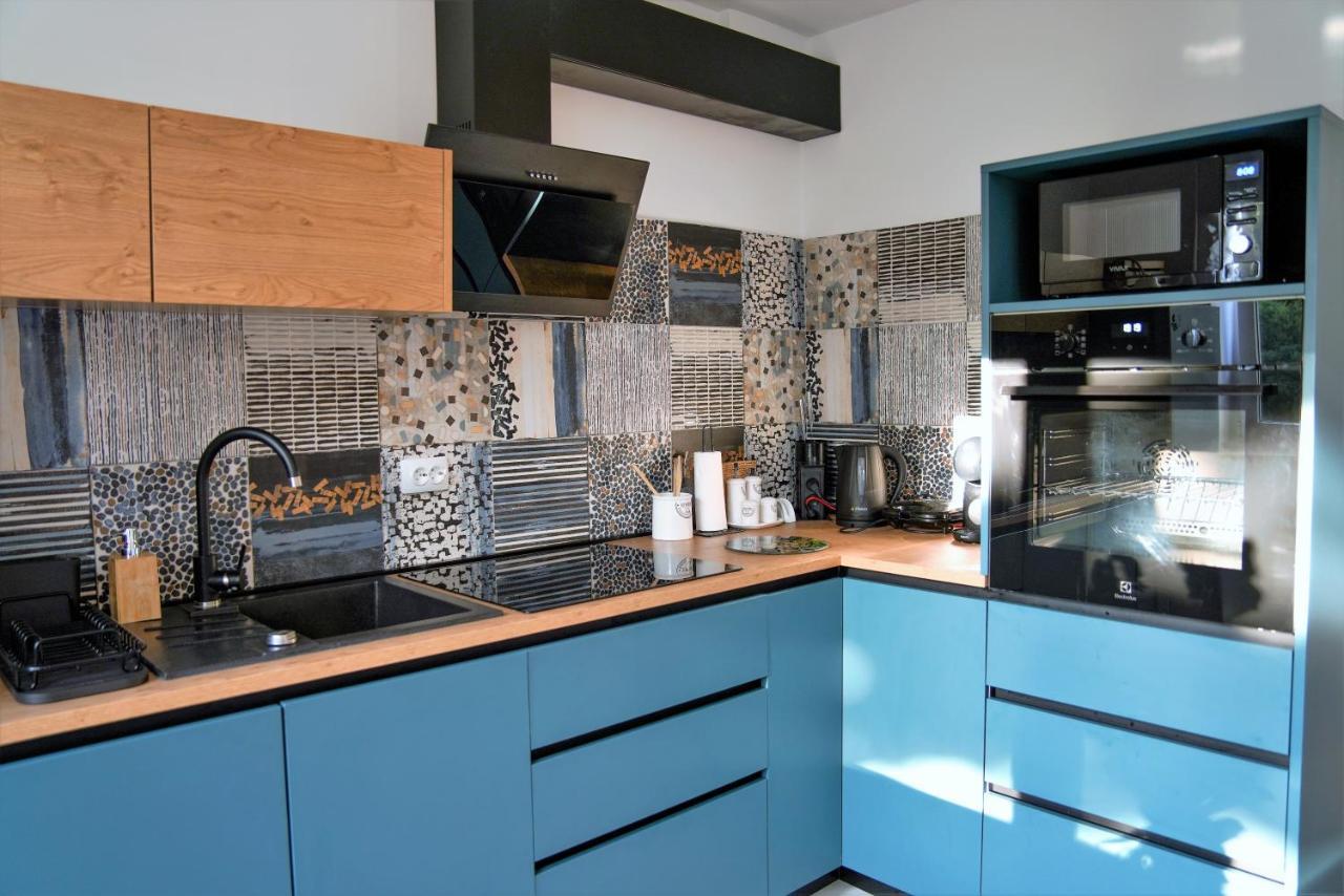 Stunning New Apartment In Centre Of Buzet Luaran gambar